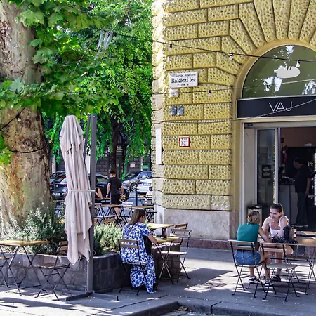 Lägenhet Marone Circles Comfortable For 4 With Parking Budapest