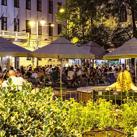 Lägenhet Marone Circles Comfortable For 4 With Parking Budapest