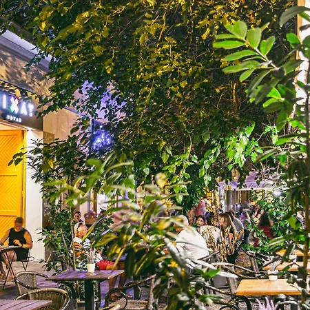 Marone Circles Comfortable For 4 With Parking Lägenhet *
